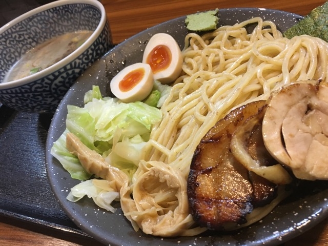 ラーメン屋に